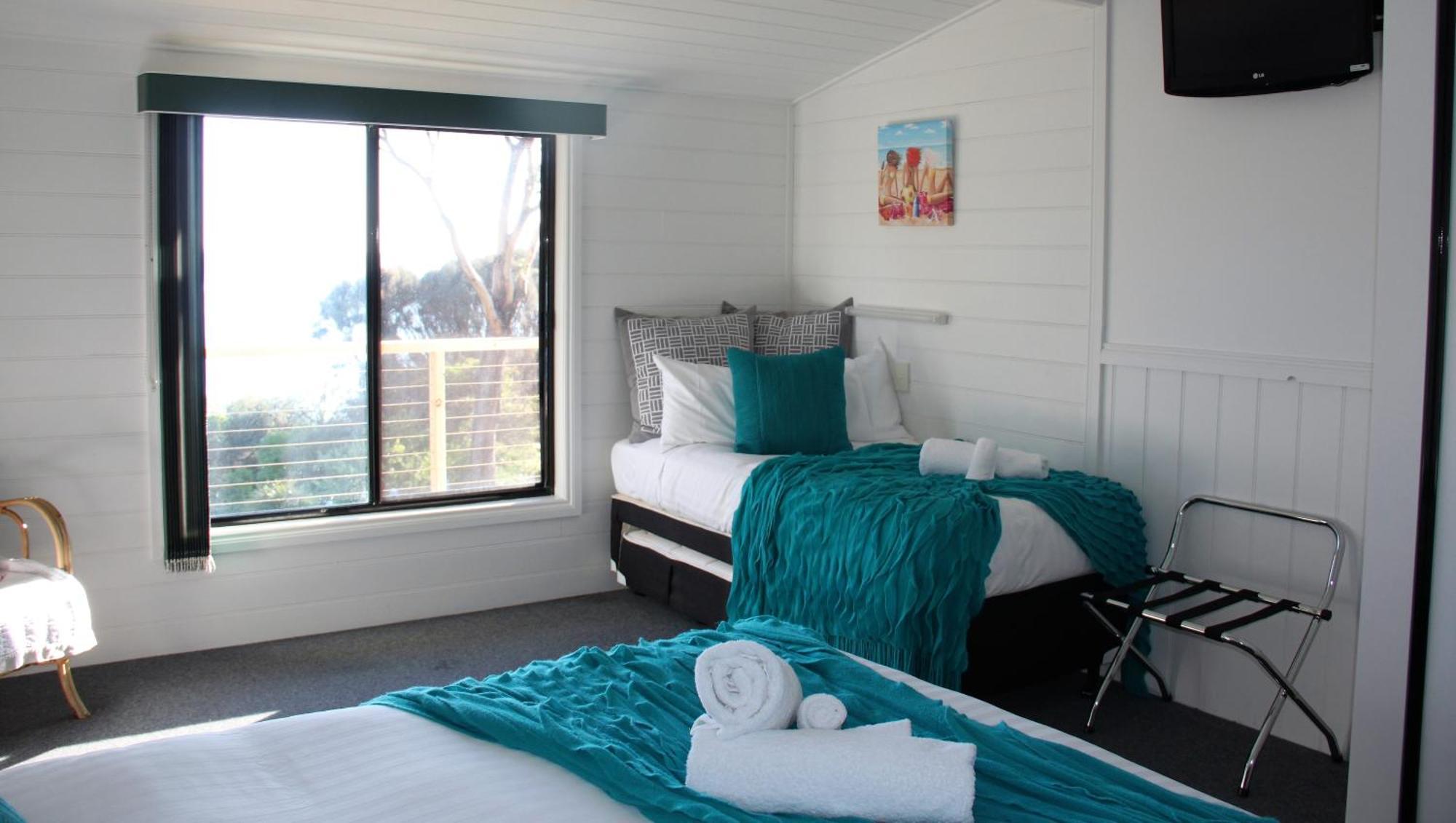 Kingfisher Cottage Beachfront At The Binalong Bay Dış mekan fotoğraf